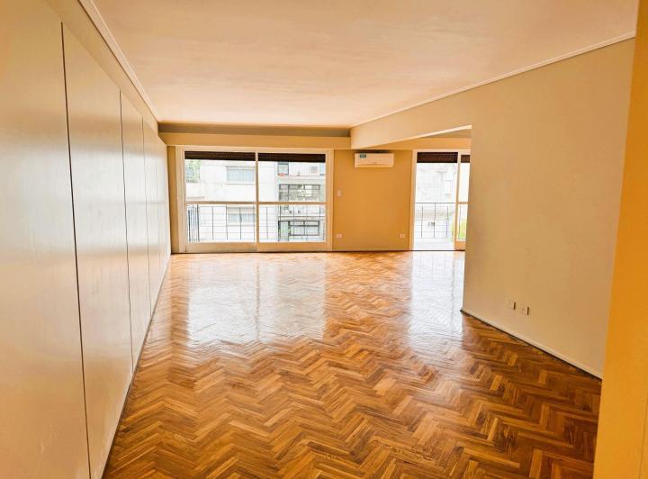 Departamento · 164m² · 4 Ambientes · 1 Cochera