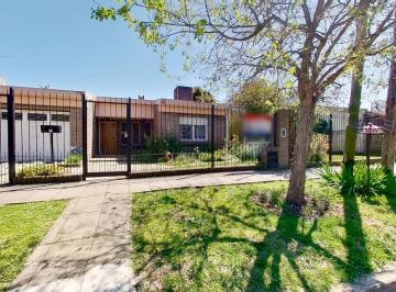 Casa · 110m² · 4 Ambientes · 2 Cocheras · Venta Casa 4 Ambientes Ituzaingo Norte