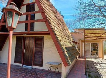 Casa · 114m² · 5 Ambientes · 1 Cochera · Casa Venta Barrio Cerrado Estancia Chica