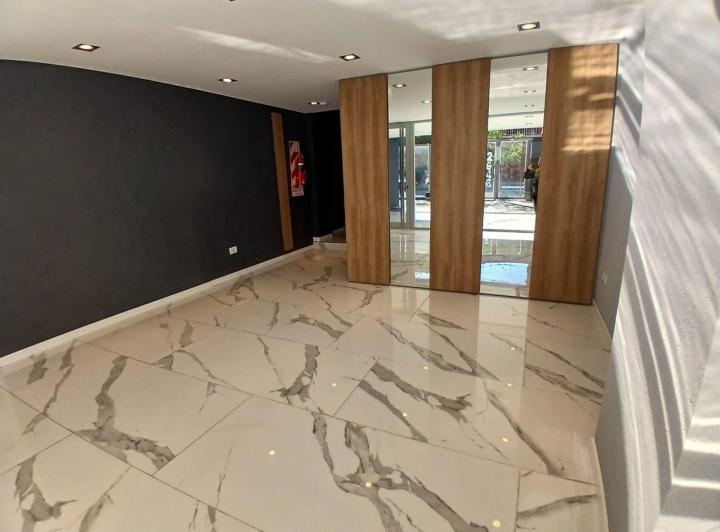 Departamento · 40m² · 2 Ambientes · 1 Cochera