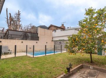 Casa · 130m² · 3 Ambientes · 1 Cochera · Venta Casa 3 Amb. con Pileta en Haedo