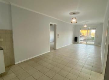 Departamento · 56m² · 2 Ambientes · Se Vende Depto 2 Amb. en Pleno Centro Impecable
