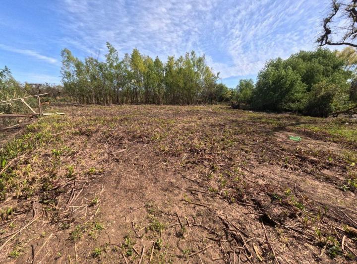 Terreno · 2300m²