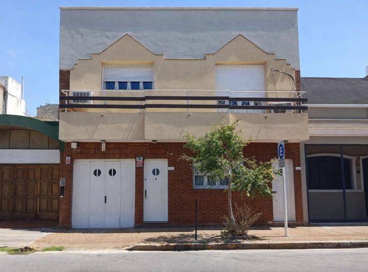 PH · 190m² · 5 Ambientes · 1 Cochera