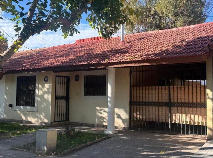 Casa · 129m² · 7 Ambientes · 1 Cochera