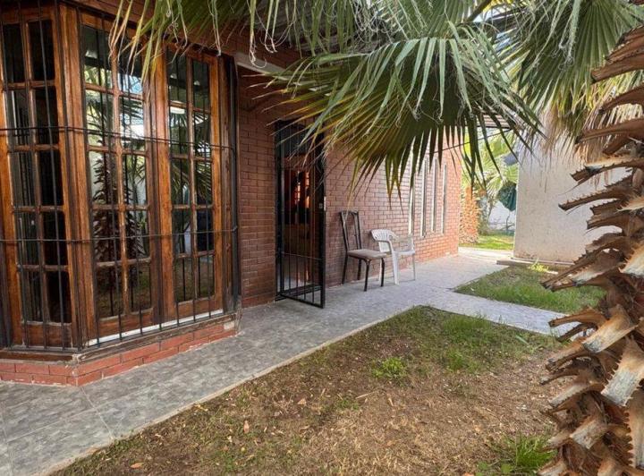 Casa · 193m² · 11 Ambientes · 2 Cocheras