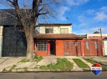 PH · 45m² · 3 Ambientes · 1 Cochera · PH en Venta 3 Ambientes en Temperley Sin Expensas