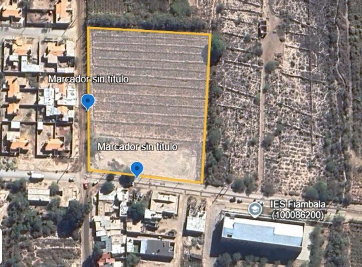 Terreno · 417m²