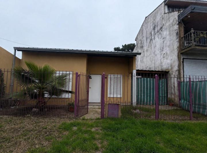 Casa · 61m² · 3 Ambientes · 1 Cochera