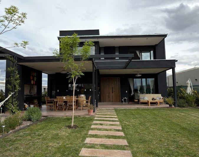 Casas en venta — RealXpertAI
