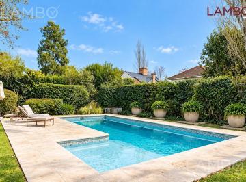 Casa · 325m² · 10 Ambientes · 4 Cocheras · Alquiler Temporario San Manuel