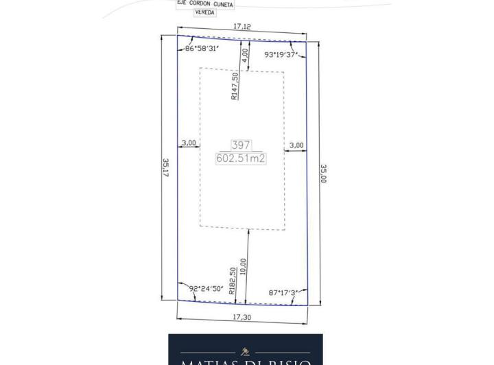 Terreno · 647m²