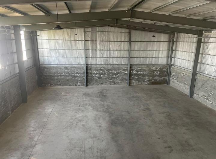 Depósito · 720m²