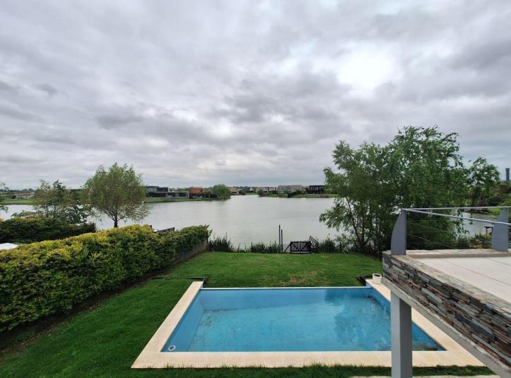 Casas en venta — RealXpertAI