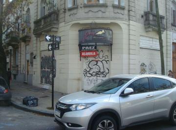 Local comercial de 2 ambientes, La Plata · Local 4 Esquina 46 Salón en Esquina, Vidrieras, Patio y Toillette, 2 Plantas Subsuelo Sup Cub 193 m²