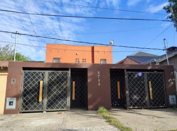 Casa de 3 ambientes, La Plata · Excelente Dúplex 3 Amb. Dueño Directo | 2 Cocheras, Parque, Patio.