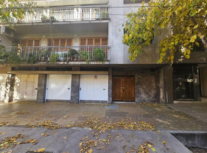 Departamento · 230m² · 7 Ambientes · 1 Cochera