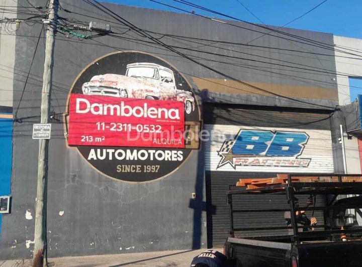 Bodega-Galpón · 213m²