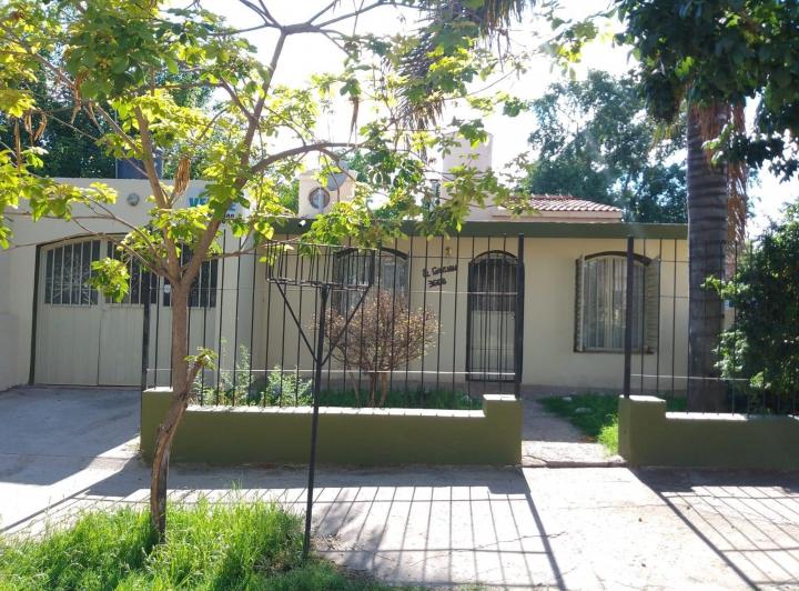 Casa · 250m² · 7 Ambientes