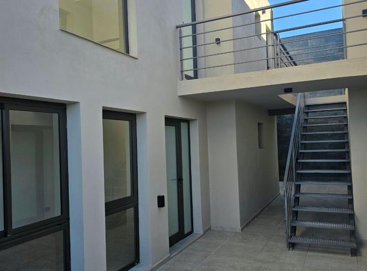 Oficina comercial · 200m²