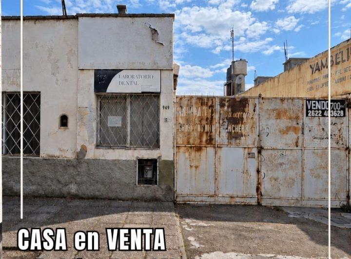 Casa · 499m² · 19 Ambientes · 1 Cochera