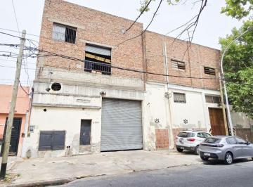 Bodega-Galpón , Lanús · Venta de Galpón Industrial con Trifásica y Gas Industrial – 2 Plantas – Acceso Rápido a Caba.