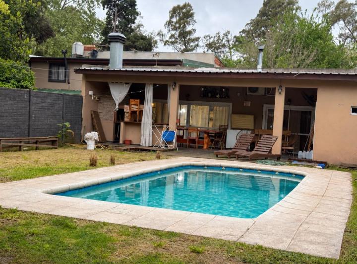Casa · 220m² · 2 Ambientes