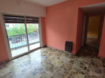 Departamento de 3 ambientes, Saavedra · Departamento de 3 Ambientes Sobre Av Cabildo