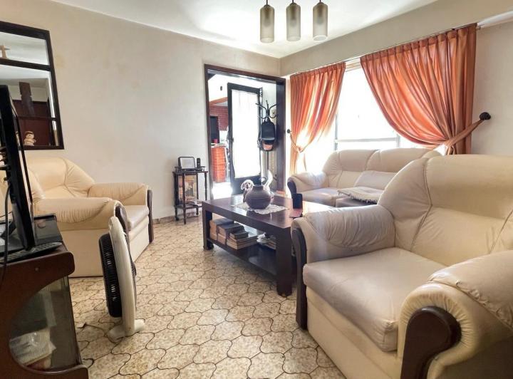 Casa · 51m² · 4 Ambientes