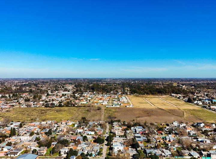 Terreno · 387m²