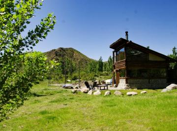 Terreno · 1105m² · Venta de Cabaña con Amplio Terreno en Tunuyan