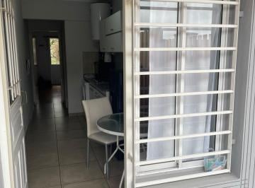 PH de 2 ambientes, Morón · PH con Patio y Balcón a m. de Av Rosales