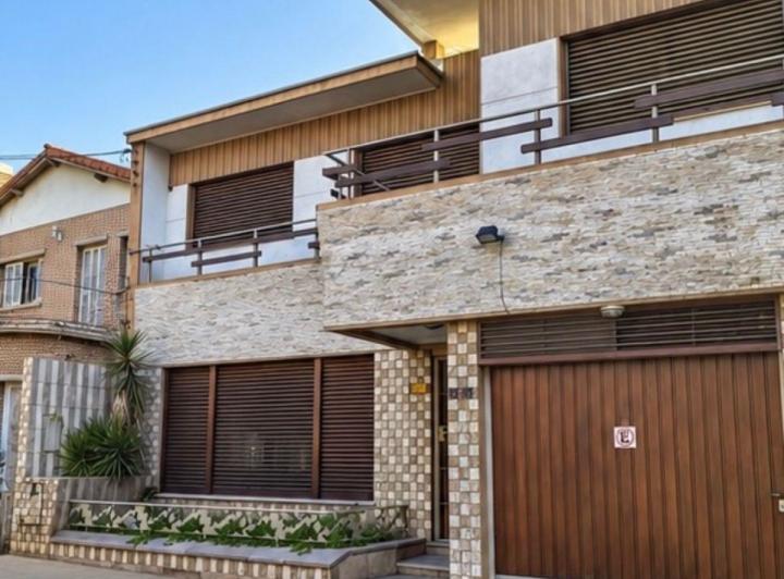Casa · 268m² · 1 Ambiente · 1 Cochera