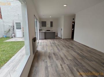 PH · 97m² · 3 Ambientes · 1 Cochera · 37 Entre 28 y 29 La Plata - Ph de 2 Dorm. con Cochera Reciclado a Estrenar en Venta