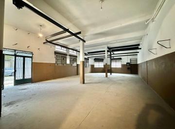 Bodega-Galpón , Avellaneda · Local / Galpón Comercial en Alquiler – Avellaneda