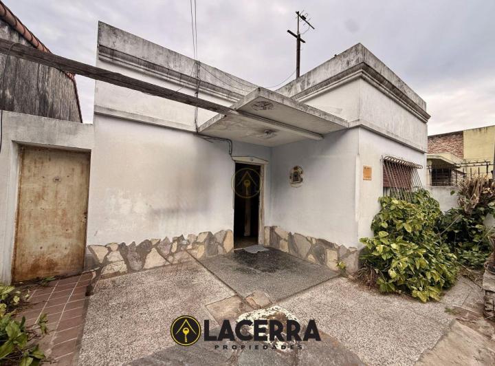 Casa · 110m² · 3 Ambientes · 1 Cochera