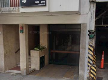 Garage , Caballito · Cochera Fija Cubierta en Planta Baja Acceso Directo con Portón con Contro Remoto