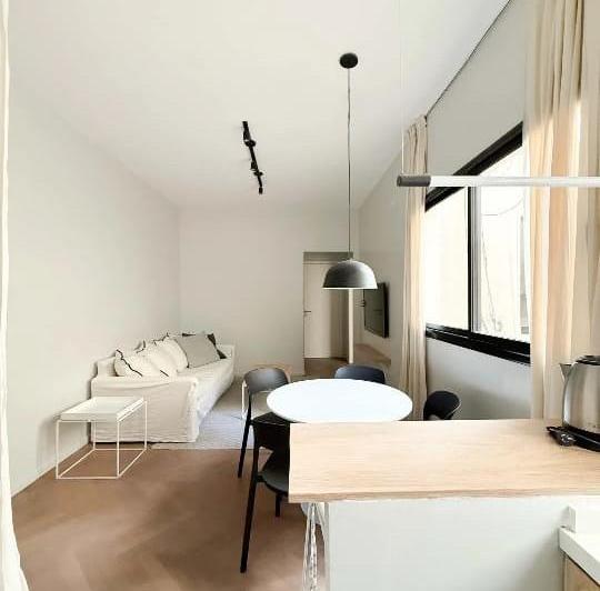 Departamento · 70m² · 2 Ambientes · 1 Cochera