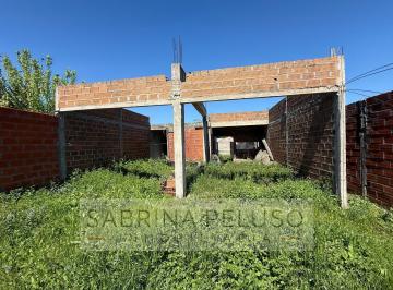 Casa · 310m² · 2 Ambientes · 1 Cochera · Casa a Terminar en Venta Lote 10x31 Oportunidad Financia