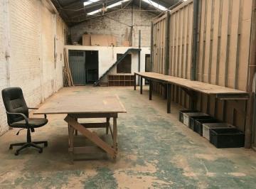 Bodega-Galpón de 5 ambientes, Quilmes · Venta o Alquiler de Galpón Comercial/industrial en Quilmes (241,5 m². con Local. Excelente)
