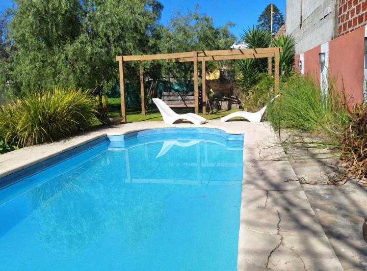 Casa · 108m² · 4 Ambientes · 3 Cocheras