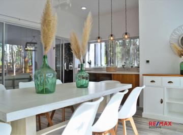 Casa · 180m² · 3 Ambientes · 3 Cocheras · Venta Casa 3 Ambientes Barrio I Villa Robles