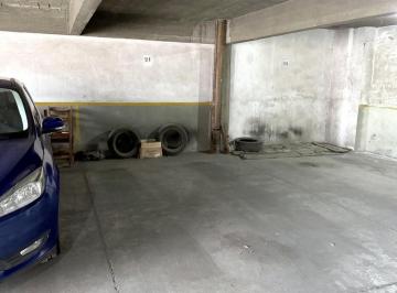 Garage · 12m² · Venta Cochera Cubierta en Flores