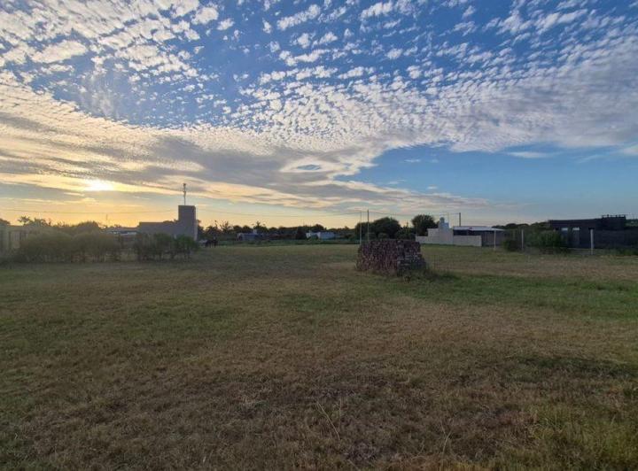 Terreno · 330m²