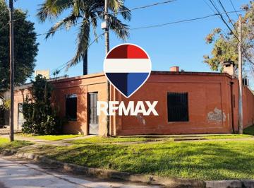 Casa · 150m² · 4 Ambientes · 1 Cochera · Venta Casa a Refaccionar 3 Dormit Yerba Buena