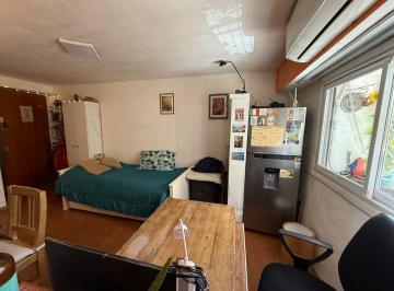 Departamento · 20m² · 1 Ambiente · Venta Monoambiente Almagro Frente 1 Piso Escalera