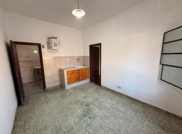 Departamento de 2 ambientes, Hurlingham · Dueño Directo – Alquiler 2 Ambientes con Entrada Independiente – Villa Tesei