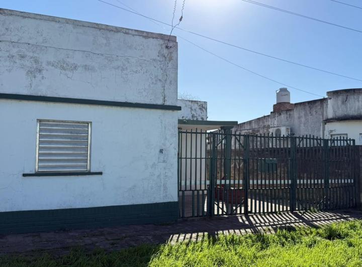 Casa · 350m² · 4 Ambientes · 1 Cochera