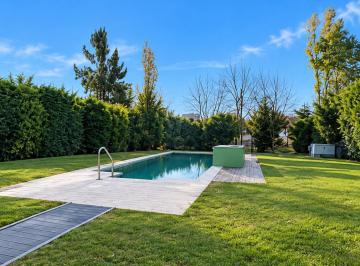 Casa de 4 ambientes, Esteban Echeverría · Alquiler Casa en Brickland Canning
