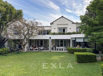 Casa · 430m² · 7 Ambientes · Casa en Venta en La Rotonda, San Isidro, G. B. a. Zona Norte